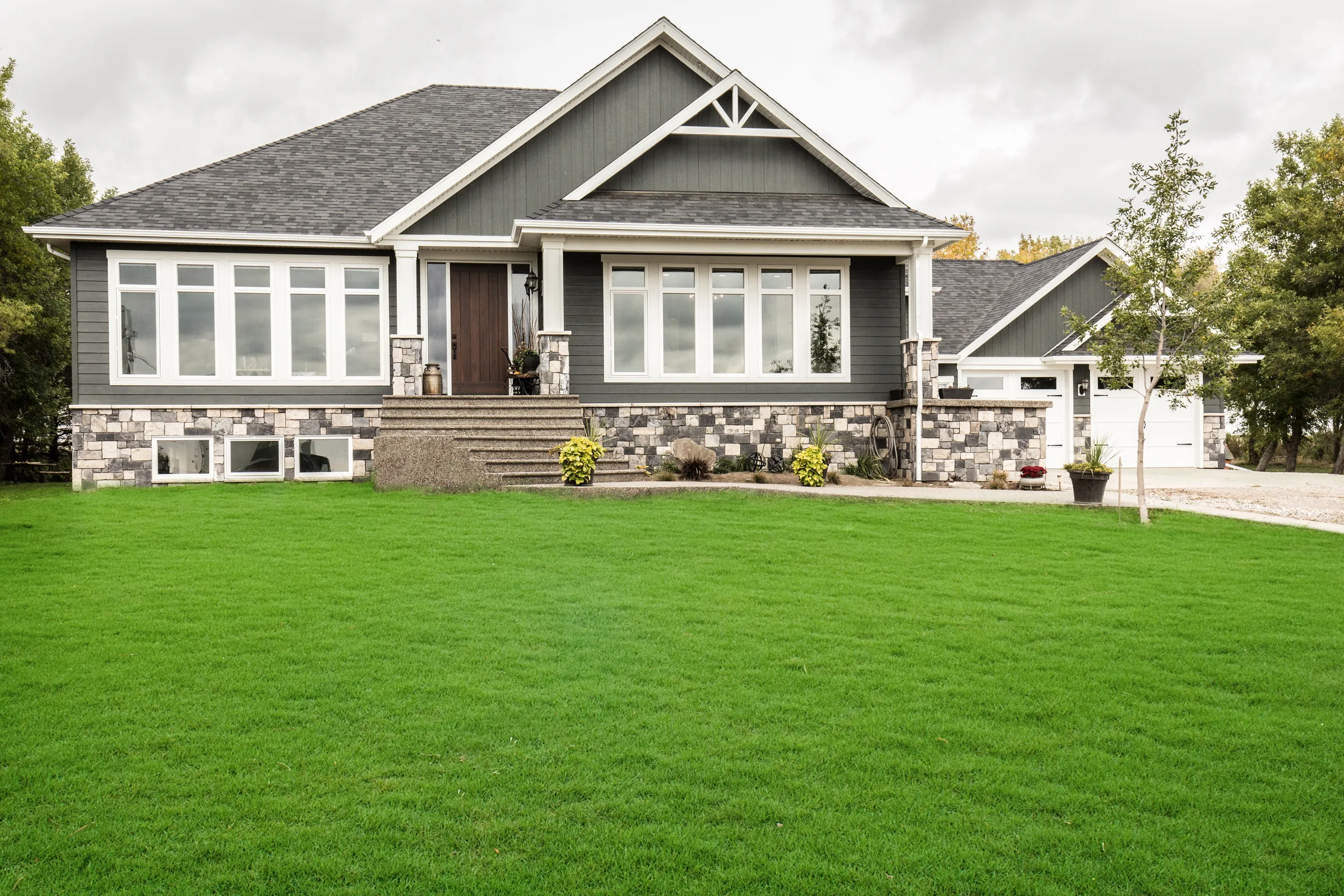 Custom home built by Premiere Builders (photo 13)