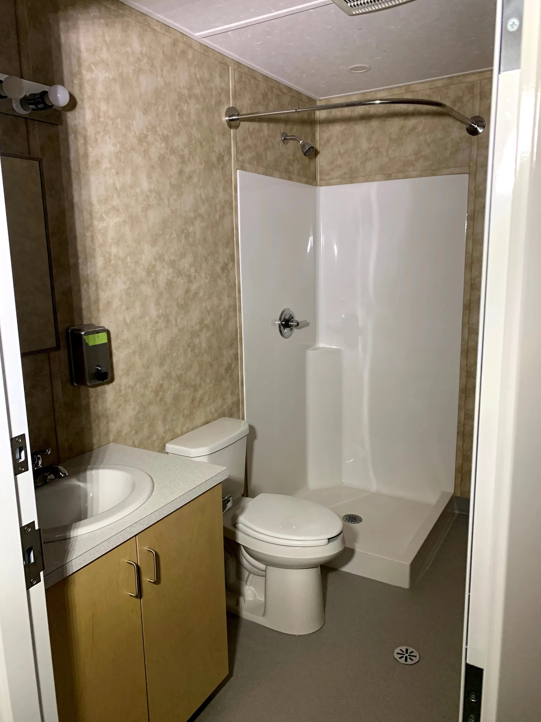 Bathroom, Fire Base Complex built by Premiere Builders (photo 16)