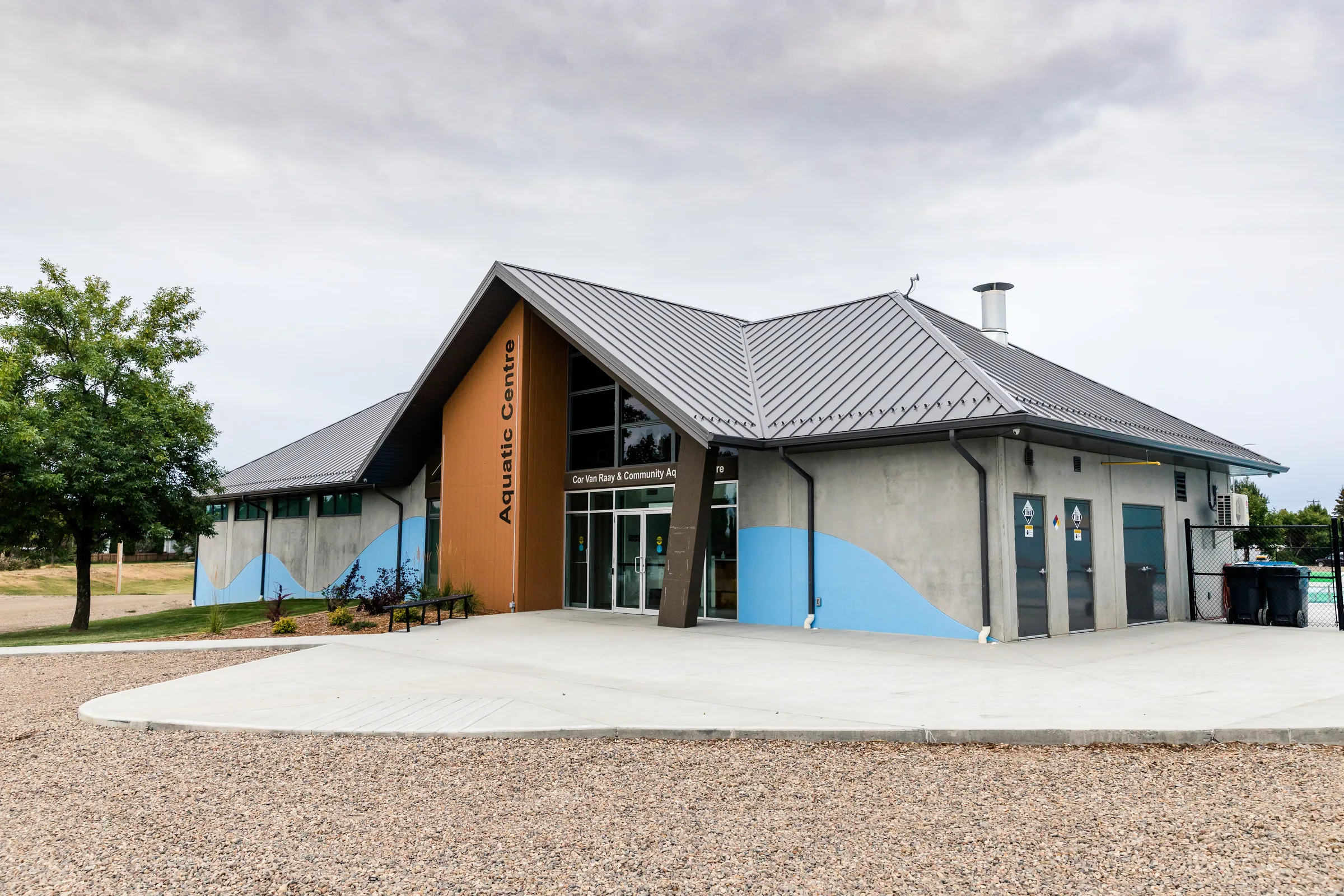 Picture Butte Aquatic Centre built by Premiere Builders (photo 3)