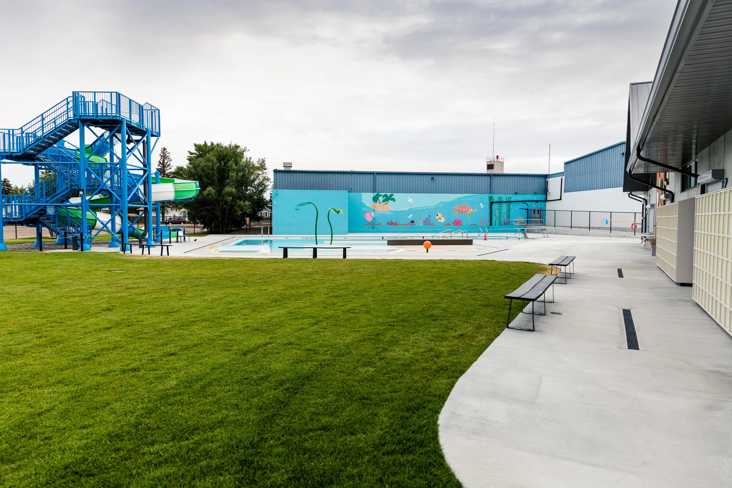 Picture Butte Aquatic Centre built by Premiere Builders (photo 6)