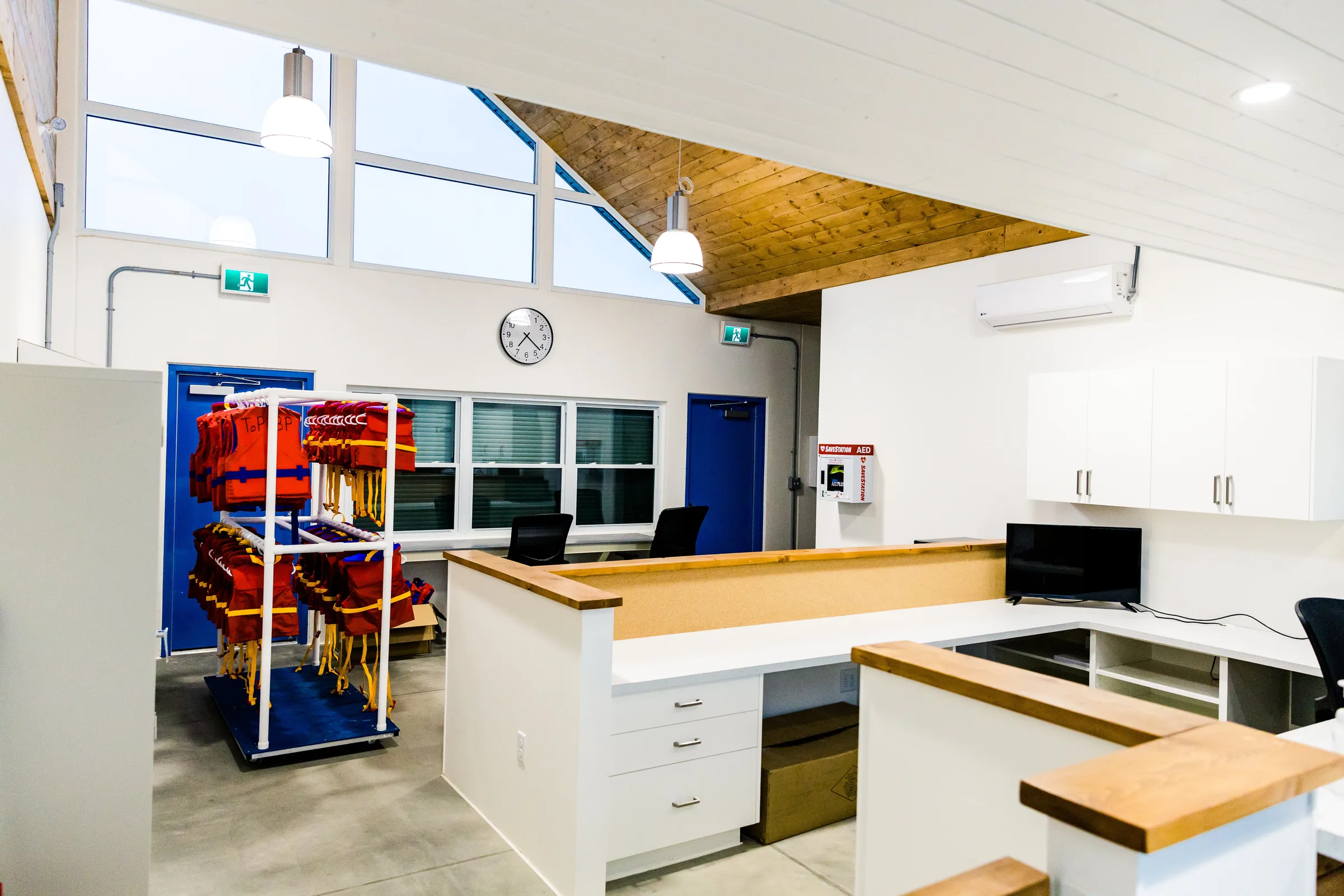 Picture Butte Aquatic Centre built by Premiere Builders (photo 9)