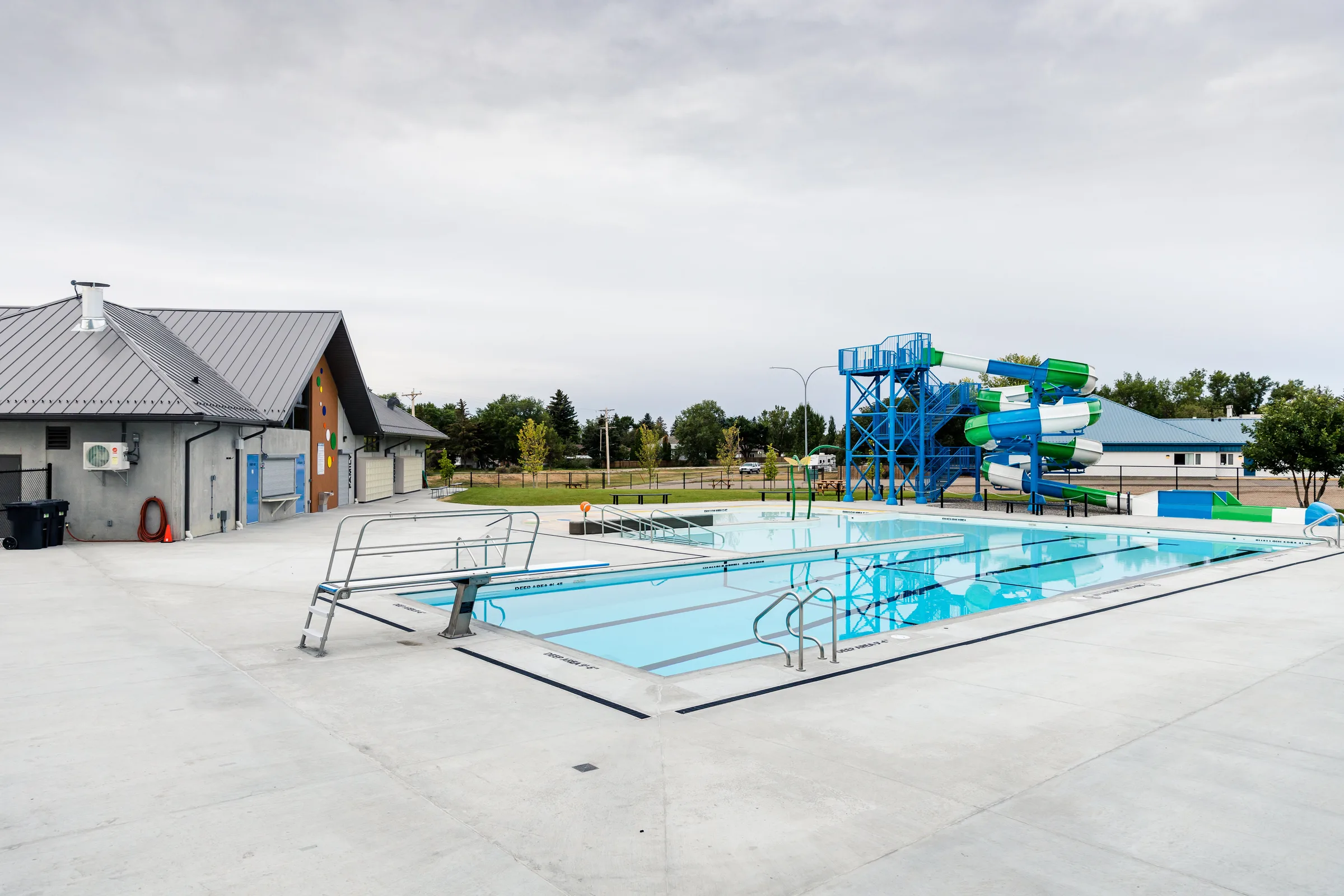 Picture Butte Aquatic Centre built by Premiere Builders (photo 20)